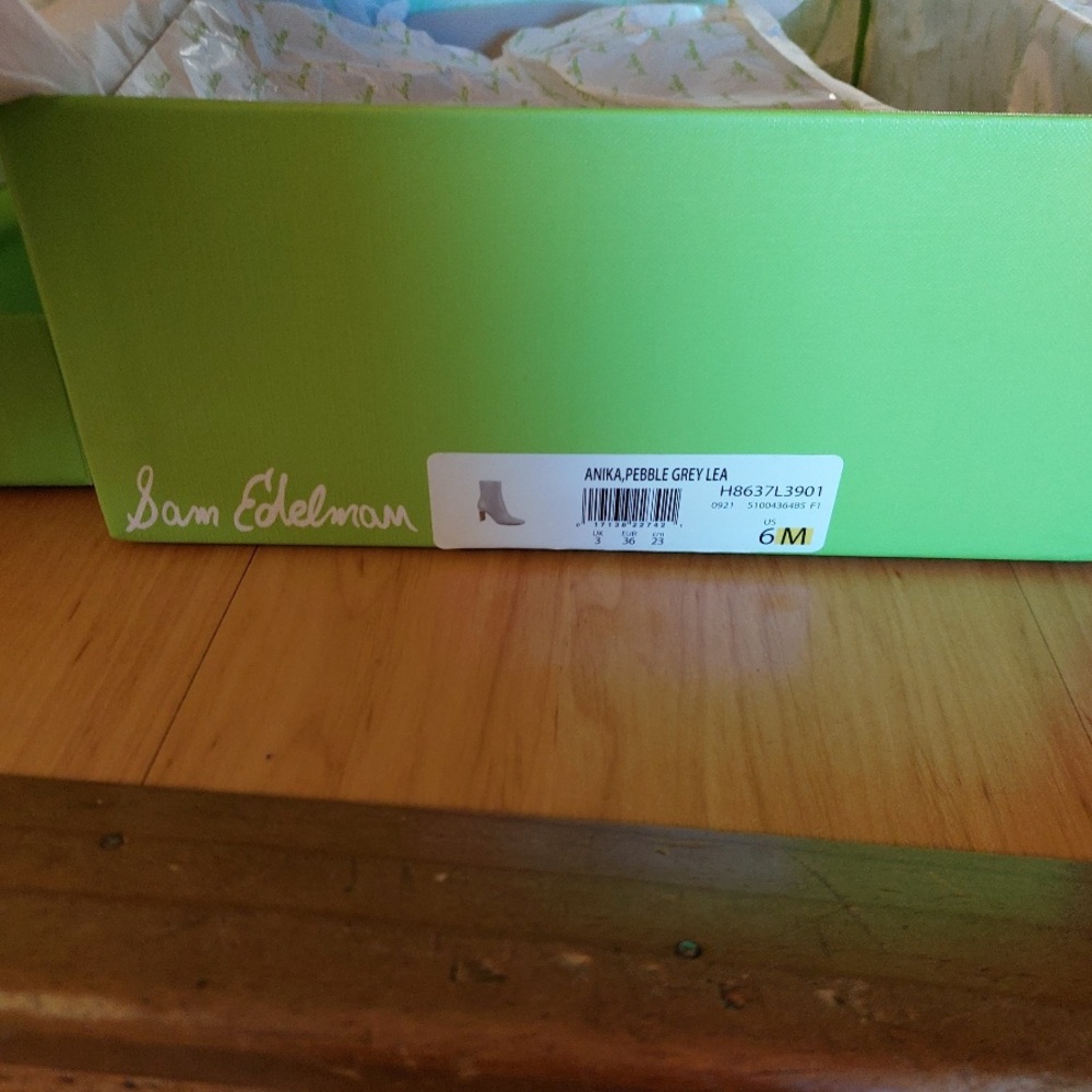 Sam Edelman Boots - Picture 2 of 4